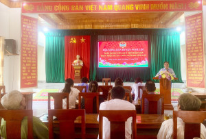 Giải ngân nguồn vốn Quỹ Hỗ trợ nông dân huyện tại xã Nghi Hưng